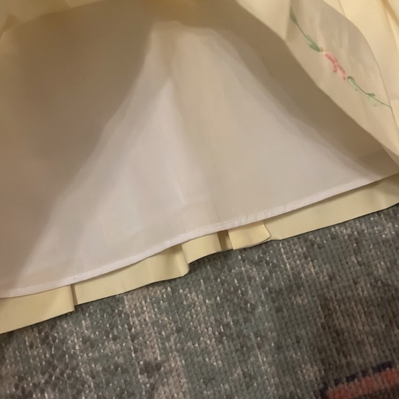 Proper Peony Floral Trim Pleat Dress - Picture 6 of 10